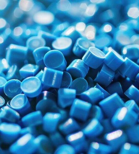 blue-plastic-pellets_1320745-30569